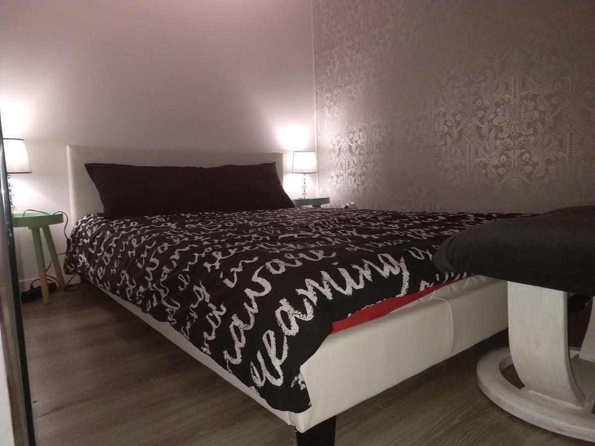 My Secret Place. Apartment Жельона Гора Екстериор снимка